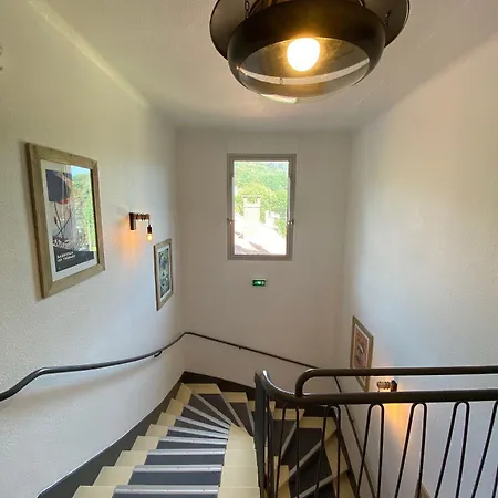 Hotel Rev